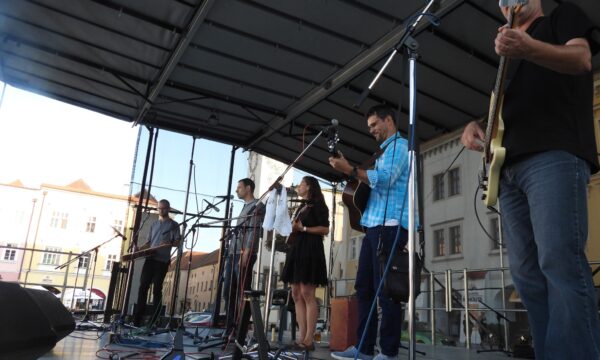 371858280_694439229393612_6673482229350218926_n